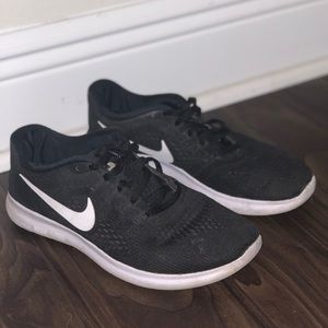 Nike Free Runs